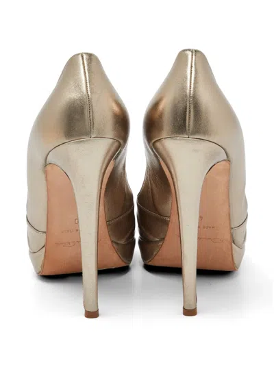 Pre-owned Oscar De La Renta Peep-toe Heeled Pumps In Gold