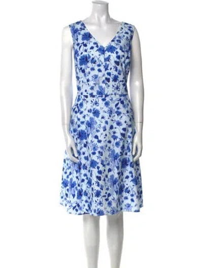 Pre-owned Oscar De La Renta Printed Knee-length Dress In Blue