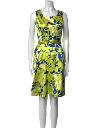 Pre-owned Oscar De La Renta Printed Knee-length Dress In Multi