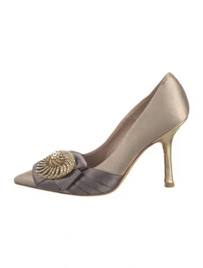 Pre-owned Oscar De La Renta Satin Floral Print Pumps In Gray