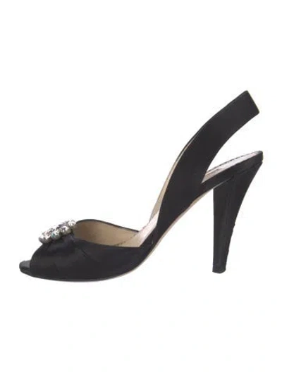 Pre-owned Oscar De La Renta Satin Slingback Pumps In Black