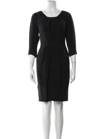 Pre-owned Oscar De La Renta Scoop Neck Knee-length Dress In Black
