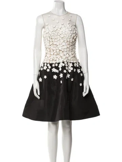 Pre-owned Oscar De La Renta Silk Knee-length Dress In Black