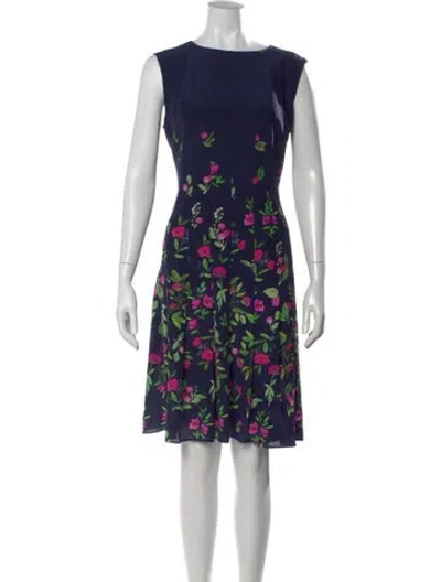 Pre-owned Oscar De La Renta Silk Knee-length Dress In Blue