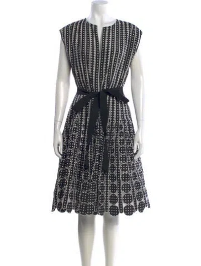 Pre-owned Oscar De La Renta Silk Midi Length Dress In Black