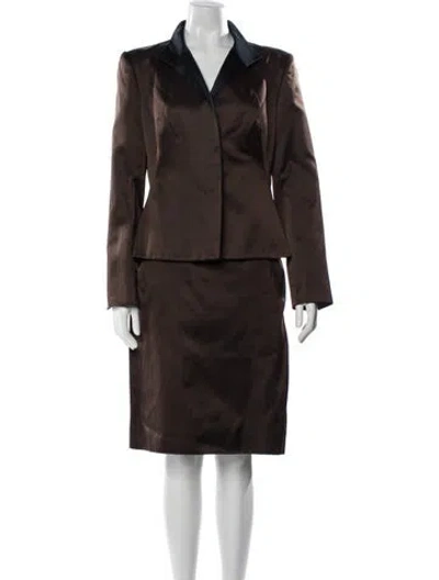 Pre-owned Oscar De La Renta Silk Skirt Suit In Brown