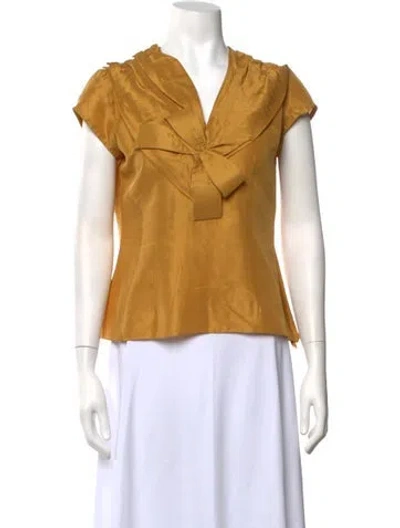 Pre-owned Oscar De La Renta Silk V-neck Blouse In Yellow