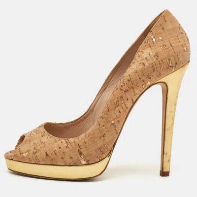 Pre-owned Oscar De La Renta Size 38.5 Beige Cork Peep Toe Pumps In Sand
