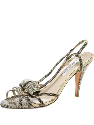 Pre-owned Oscar De La Renta Snakeskin Bow Sandals In Neutral