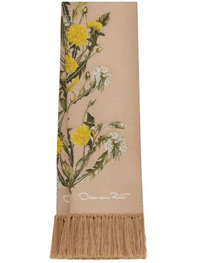 Oscar De La Renta Spider Chrysanthemum Scarf In Neutrals