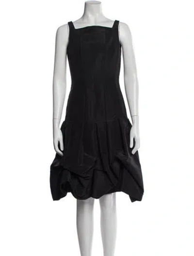 Pre-owned Oscar De La Renta Square Neckline Knee-length Dress In Black