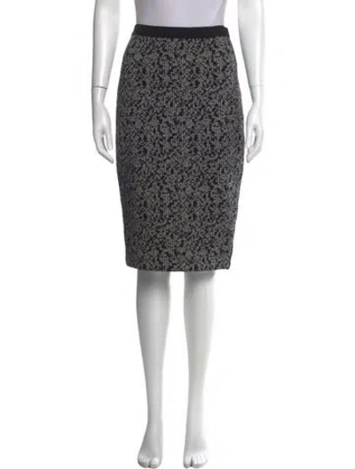 Pre-owned Oscar De La Renta Virgin Wool Knee-length Skirt In Black