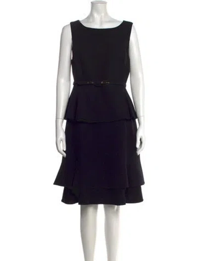 Pre-owned Oscar De La Renta Wool Knee-length Dress In Black