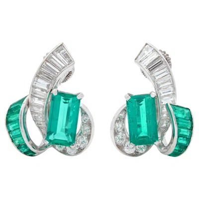 Pre-owned Oscar Heyman 1950 Colombian Emerald Diamond Platinum Vintage Ear-clip Earrings In Green