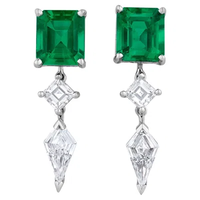 Pre-owned Oscar Heyman Colombian Emerald Earrings, 2.61 Carats In Green