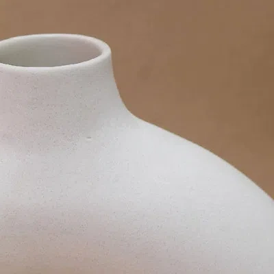 Osmos Studio Big Polo Vase In White