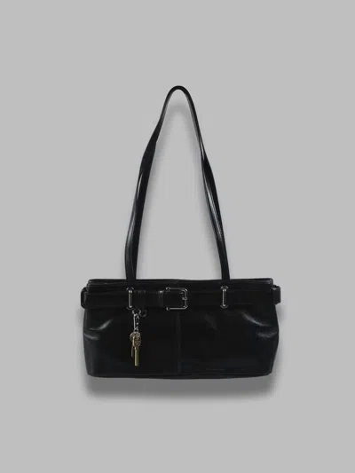 OSOI SHOULDER BROTHEL