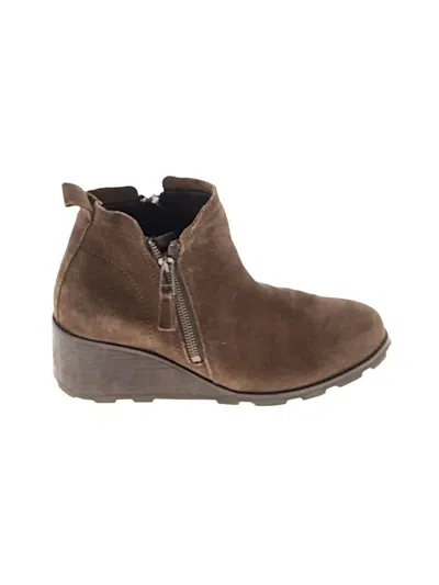 Pre-owned Otbt Ankle Boots In Brown
