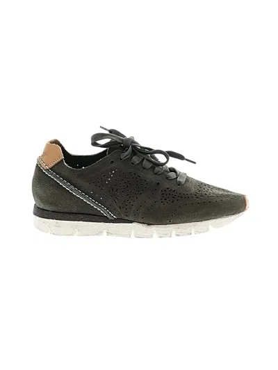 Pre-owned Otbt Sneakers In Gray