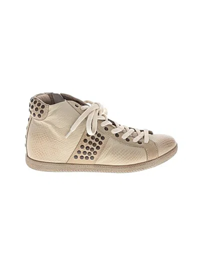 Pre-owned Otbt Sneakers In Ivory