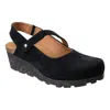 Otbt Prog Water Resistant Wedge Clog In Black