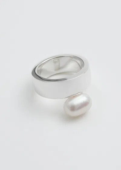 Other Stories Fresh Water Pearl Ring In Metallic