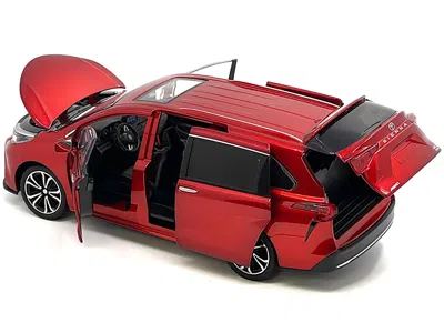 Other Toyota Sienna Minivan Red Metallic 1/24 Diecast Model
