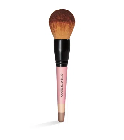 Otis Batterbee Ultimate Face Brush In Pink