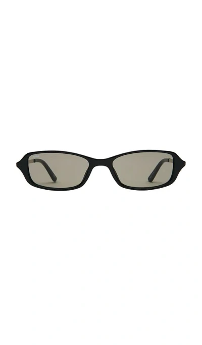 Otra Caysee Sunglasses In Black