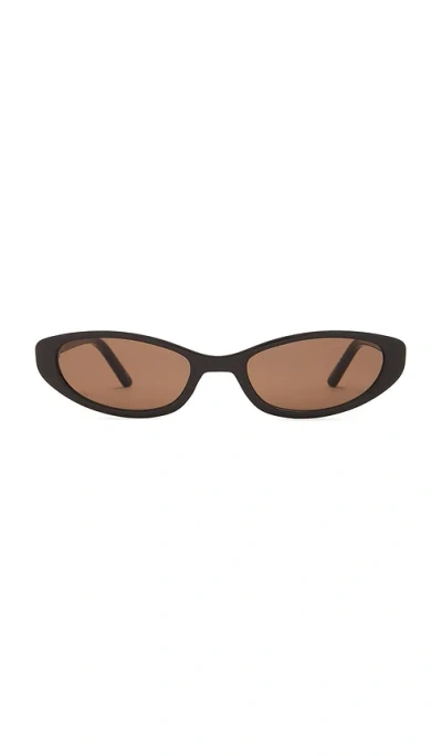 Otra Lulu Sunglasses In Brown
