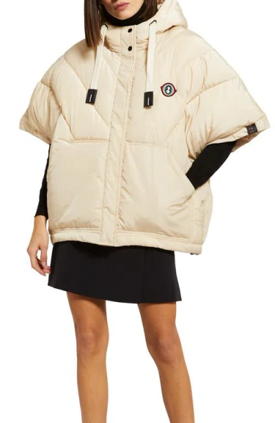 Ottod'ame Puffer Poncho In Neutral