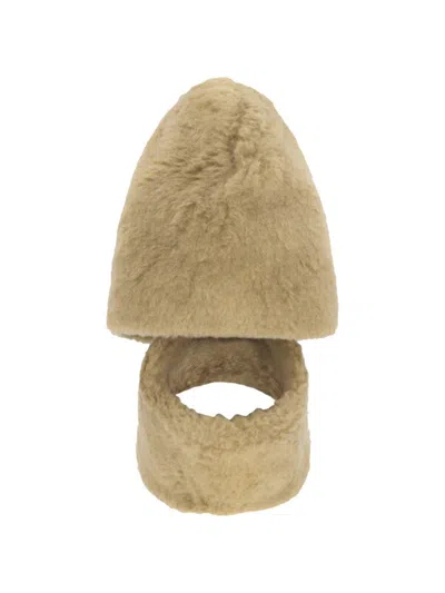 OUR LEGACY STRUCTURED BEIGE HAT WITH ROUNDED CROWN AND VERSATILE BRIM