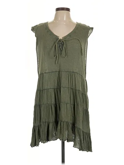 Pre-owned Out From Under Casual Dress In Green