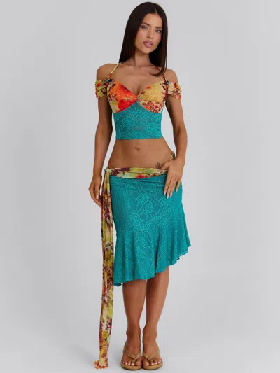 Outcast Pippin Top Tigerlily