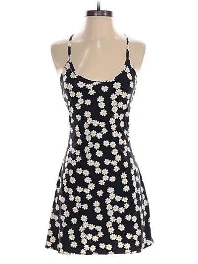 Pre-owned Outdoor Voices Casual Dress In Black
