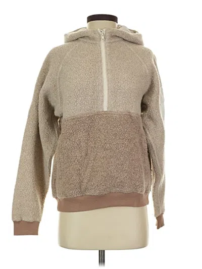 Pre-owned Outdoor Voices Fleece Jacket In Tan