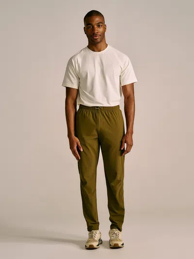 Outdoor Voices Jog Pant In Dark Olive
