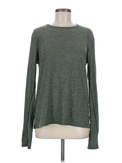 Pre-owned Outdoor Voices Long Sleeve T-shirt In Green