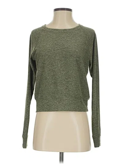 Pre-owned Outdoor Voices Long Sleeve T-shirt In Green