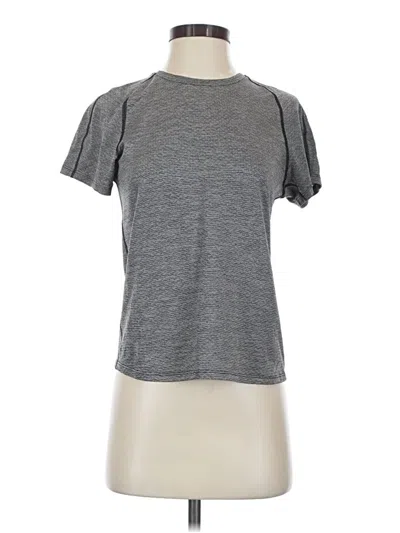 Pre-owned Outdoor Voices Short Sleeve T-shirt In Gray