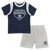 OUTERSTUFF INFANT FANATICS BRANDED NAVY/GRAY NEW YORK YANKEES BASES LOADED T-SHIRT & SHORTS SET