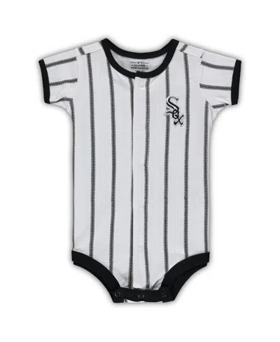 OUTERSTUFF NEWBORN BOYS AND GIRLS WHITE, BLACK CHICAGO WHITE SOX POWER HITTER SHORT SLEEVE BODYSUIT