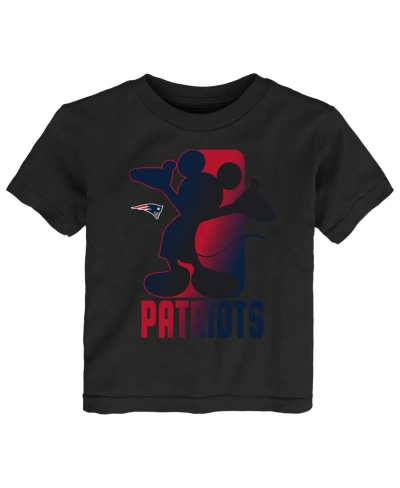 Outerstuff Babies' Toddler Boys And Girls Black New England Patriots Disney Cross Fade T-shirt