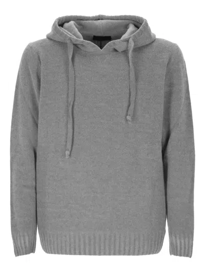 Outfit Knitted Hoodie In Gray