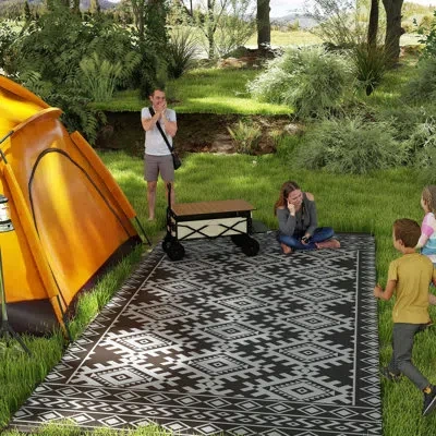 Outsunny Reversible Outdoor Rug, 9' X 18' Waterproof Plastic Straw Floor Mat, Portable Rv Camping Carpet, Lar In Black And Gray Rhombus Border