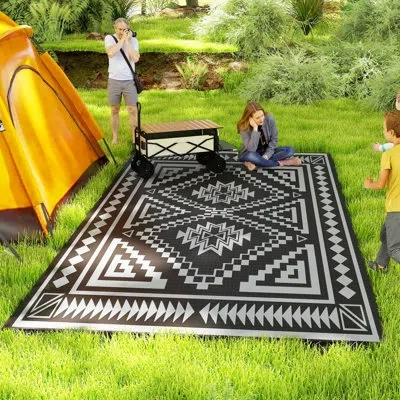 Outsunny Reversible Outdoor Rug, 9' X 18' Waterproof Plastic Straw Floor Mat, Portable Rv Camping Carpet, Lar In Black And Gray Square Patchwork