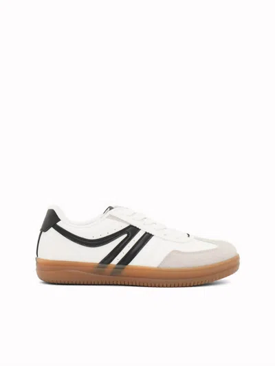 Outwoods Women's Great-1 Sneakers In White/black In Multi