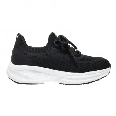 Outwoods Women's Stride-1 Shoes In Black