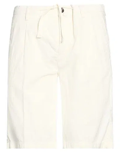 Over-d Over/d Man Shorts & Bermuda Shorts Ivory Size 36 Cotton, Linen In White