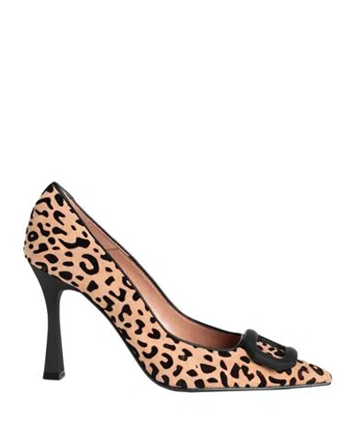 Ovye' By Cristina Lucchi Ovyé Woman Pumps Beige Size 8 Leather